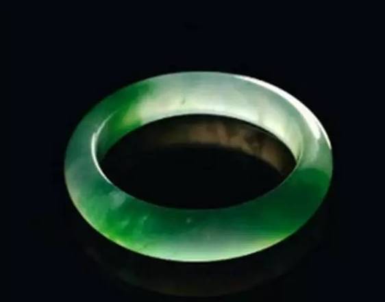 翡翠投资收藏潜力分析,货币贬值背景下的价值走势与购买策略