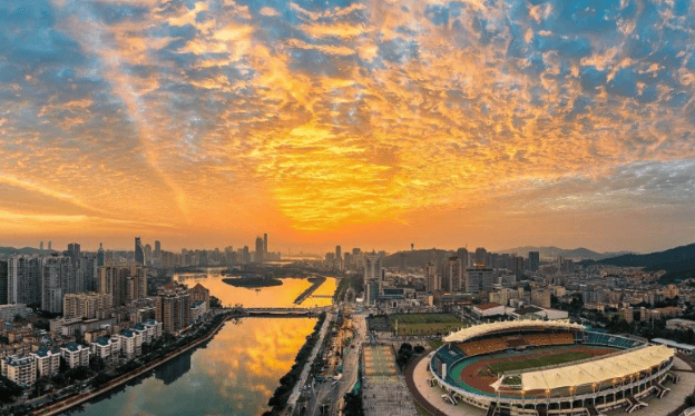 大陆始终寸步不让!马英九当众表态,国台办送上九字,不同寻常