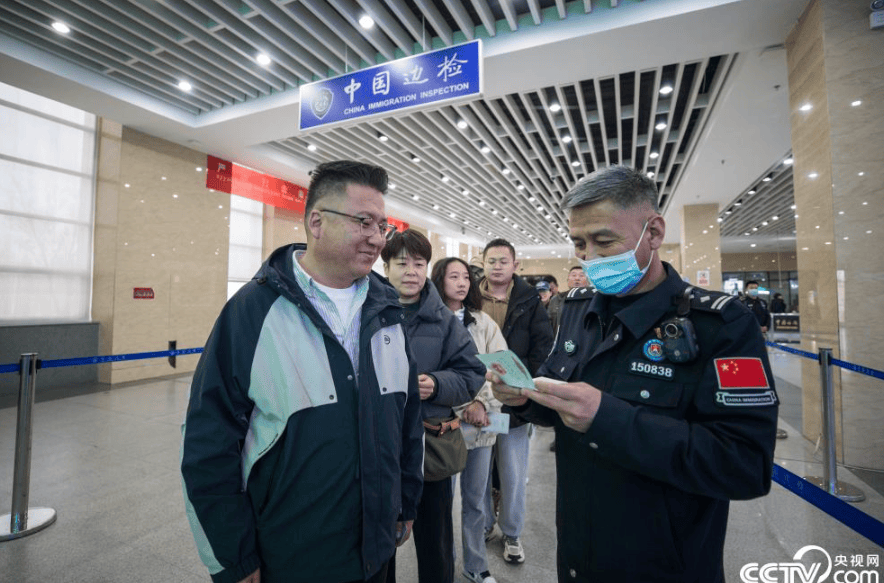 最新!珠海驾车撞人案嫌犯樊某被批捕