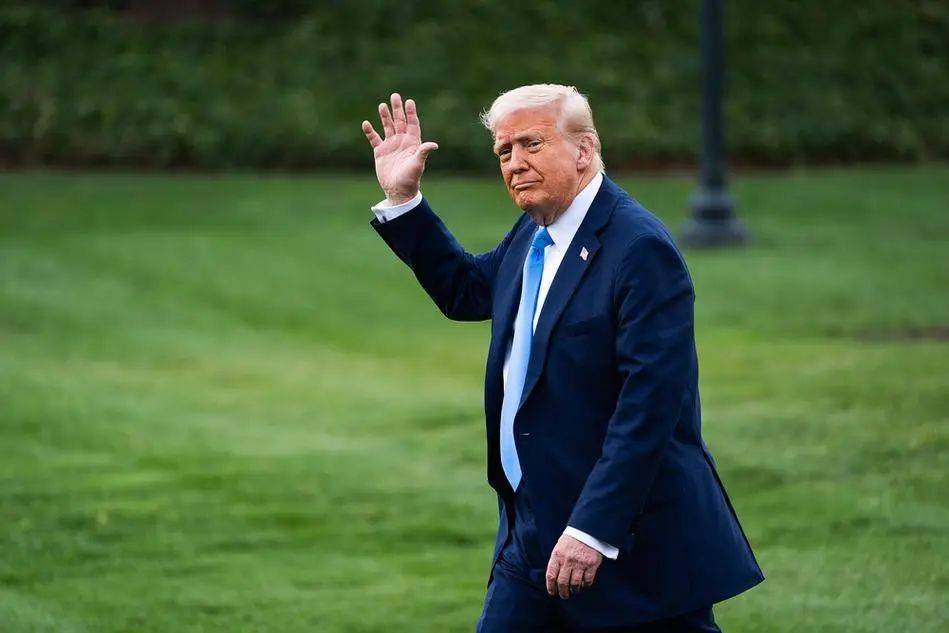 10天倒计时，韩国被逼上“绝境”，美国张口要4000亿，李在明签不签？