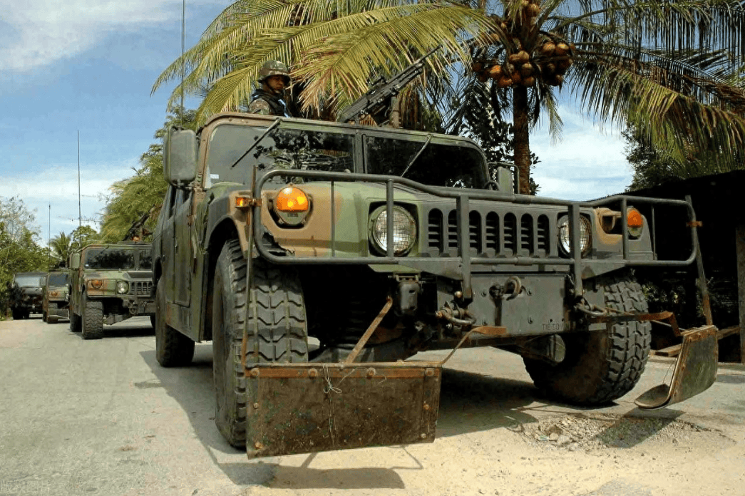 泰柬大打出手,47国收到通报,洪森别无选择,中方话说得恰到好处