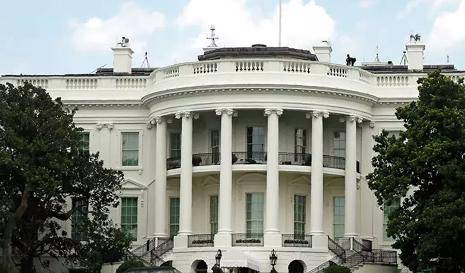 特朗普吹的牛成真了?全球关税全面实施,中国这次也未能例外