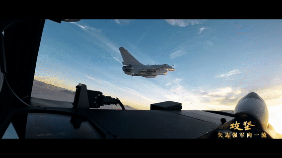 央视公开歼-10C“击落”隐身战机飞行员空中对话实况