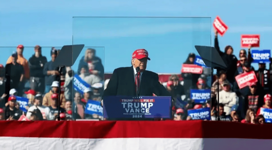 谈到晚上8点,特朗普开出访华条件,北京不用给美国留座位了?