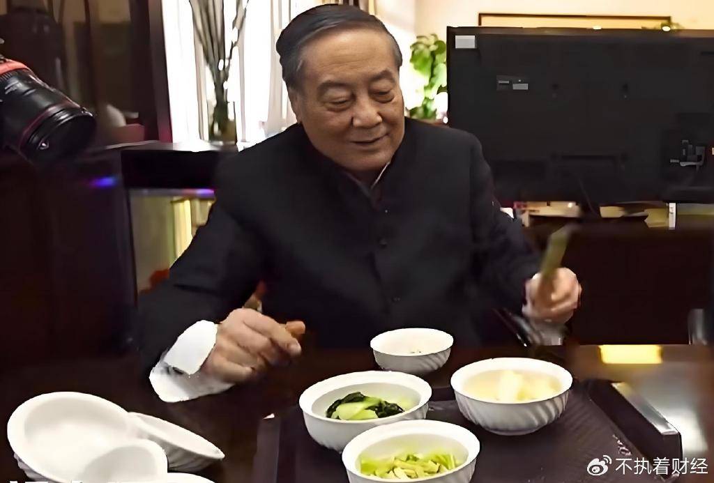 宗庆后声称一天只花几块钱,实际上满世界买豪宅,海外资产18亿