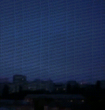 13发13中!乌军战略机场剧烈爆炸,炸出小太阳,美国这次损失大了