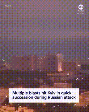 13发13中!乌军战略机场剧烈爆炸,炸出小太阳,美国这次损失大了