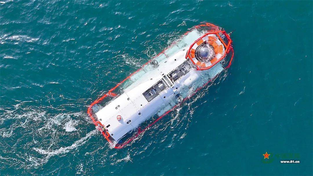 直击中俄“海上联合-2025”联合演习援潜救生演练