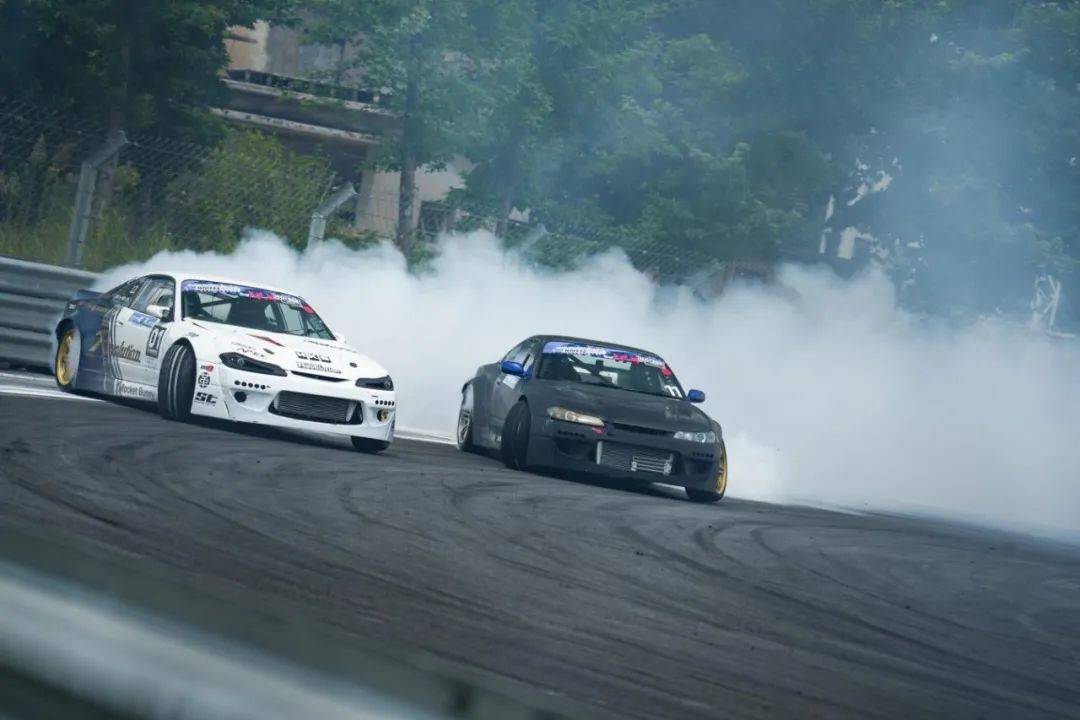 轮胎嘶吼引爆盛夏!2025CDC华东飘移系列赛建德航空小镇激情开赛,轻极限魅力绽放