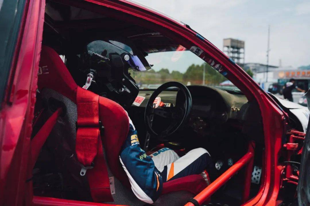 轮胎嘶吼引爆盛夏!2025CDC华东飘移系列赛建德航空小镇激情开赛,轻极限魅力绽放