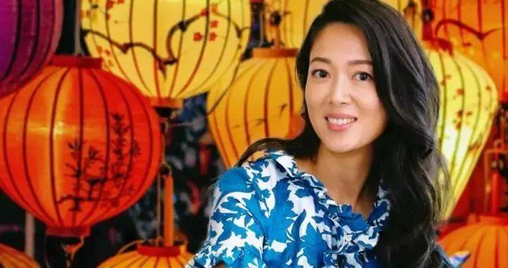 “打败”两个哥哥,48岁首富女儿上位