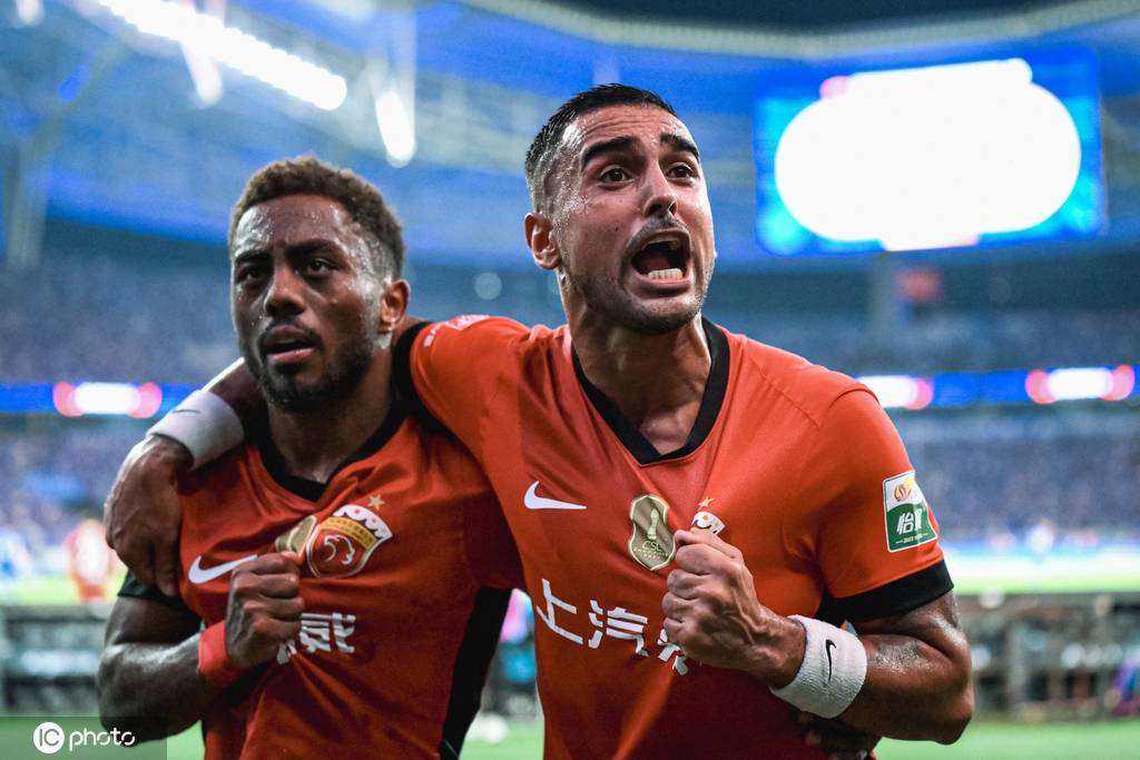 中超最佳阵容:海牛锋霸独造3球 恩戈姆传射助梅州12轮首胜