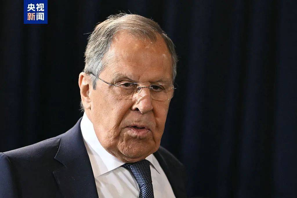 美乌欧会晤现场一张地图引关注,欧美一团和气背后各有盘算,乌方对领土问题态度转变,俄称必须确保俄罗斯安全