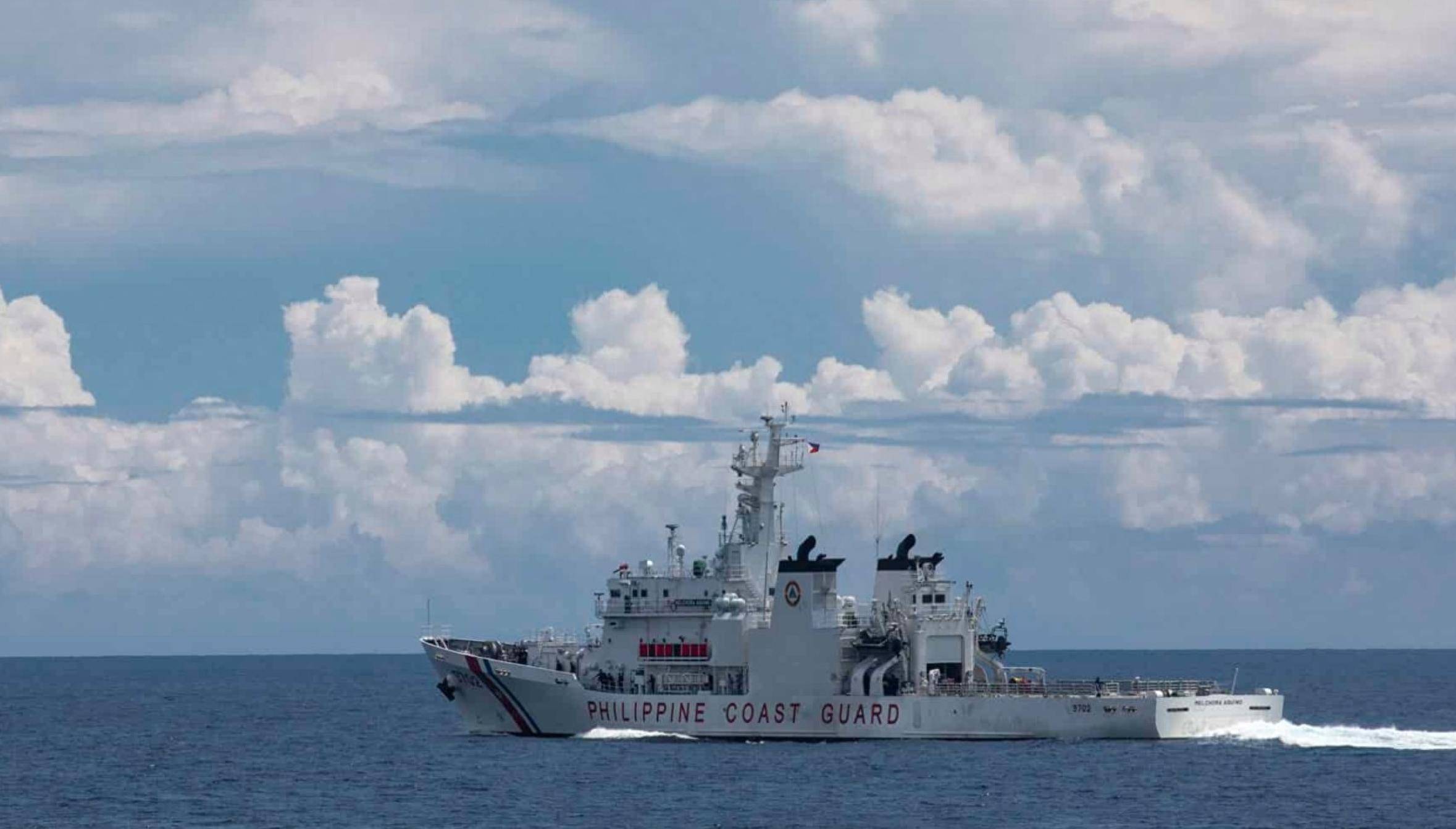 半月礁周边局势紧张,中菲船只激烈对峙!菲方多艘舰艇逼近仁爱礁,中方全力出动严阵以待