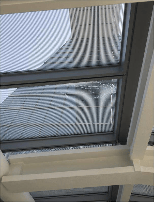 上海环球金融中心楼顶无人机对撞!对话管理方:9年已坠95架,楼顶“风洞”成黑飞重灾区!