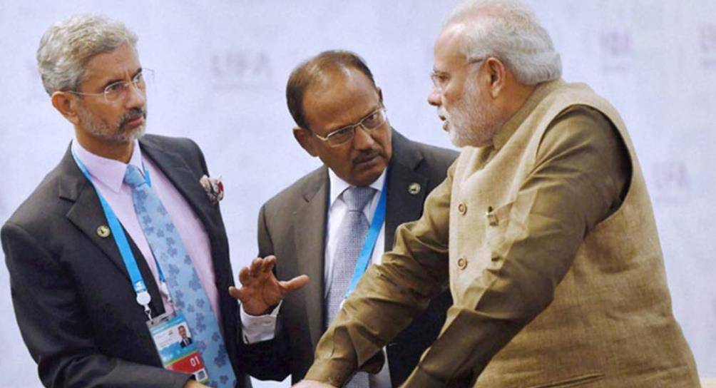 莫迪访华刚下专机,央视公布霹雳15导弹细节,印军高层有苦说不出了!