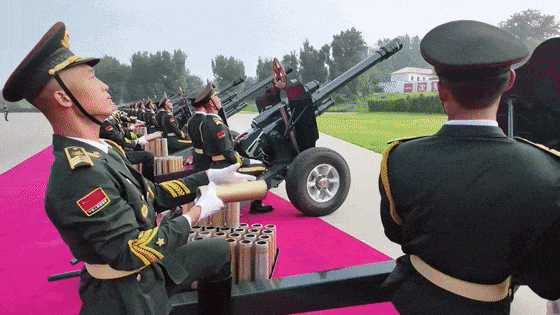 纪念大会即将开始!受阅部队已在长安街列阵,准备就绪