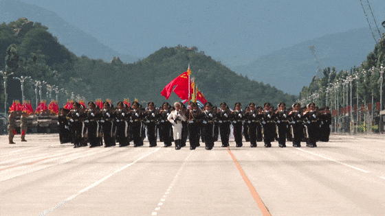 纪念大会即将开始!受阅部队已在长安街列阵,准备就绪