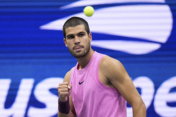 美网｜3比1战胜辛纳夺第六座大满贯，阿尔卡拉斯重登世界第一