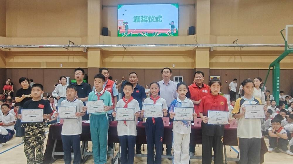 淄博市张店区龙凤苑中学初一级部军训会操展演圆满落幕