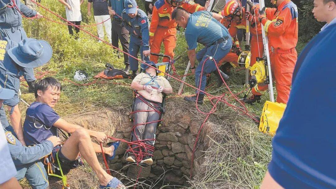 泉州坠井女子“54小时噩梦”:几条蛇爬身上,双侧肋骨骨折!绝望时靠一个信念坚持活下来……