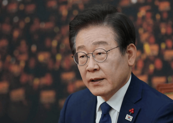 韩国果然不靠谱,李在明对中国摊牌:不想看到中俄朝走近,可能跟美日合作进行回应