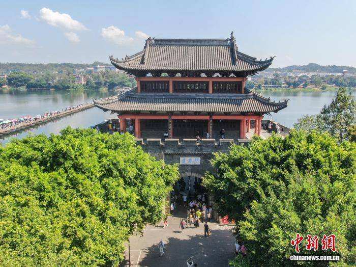 国庆假期 “江南宋城”江西赣州古风古韵引客来