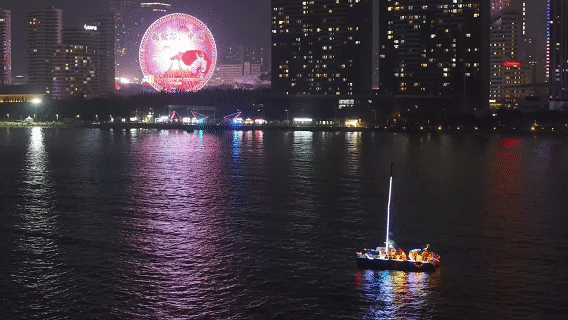 “双节”假日观察|体验再上新!各地“文旅大礼包”释放假日消费活力