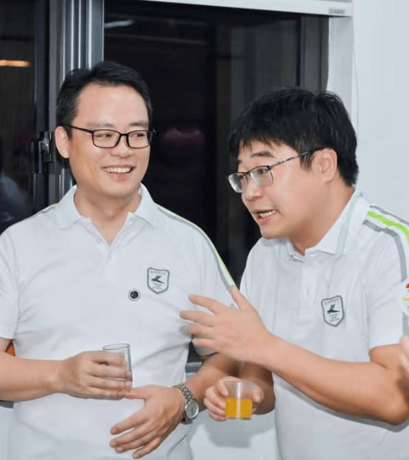 那个让老师骄傲的“调皮”班级!30年同学聚会,还伴有一封来自贵州的感谢信