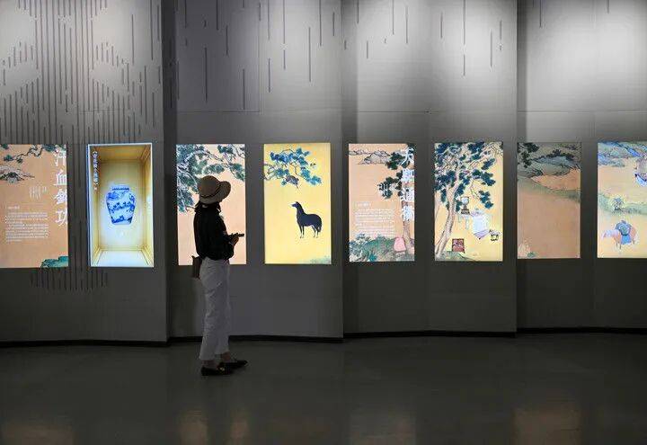 镜观·回响丨以文化人 以文育人