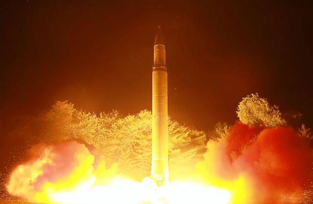 朝鲜一动,韩国坐不住了!韩外长火速来电,王毅提2硬要求