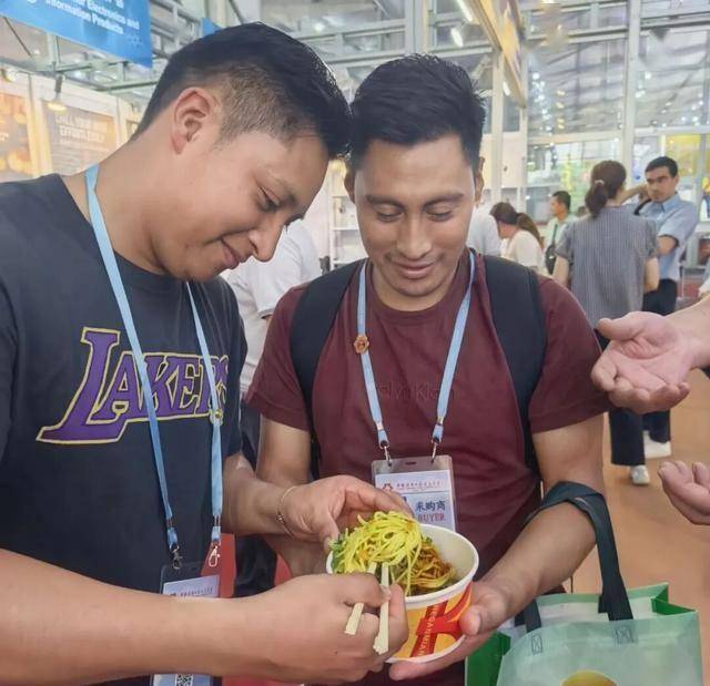 武汉即将量产!不少人赶来排队尝鲜