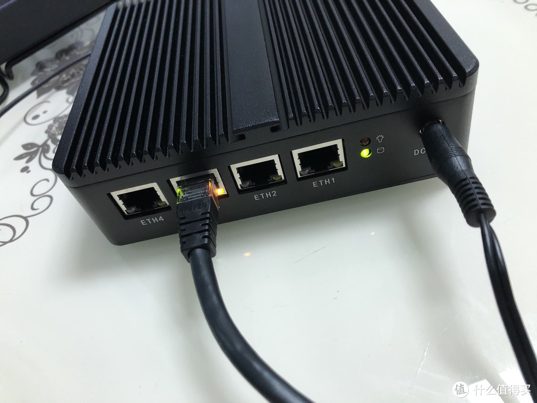 路由器上的eth接口接哪个最好(路由器ethernet接口接什么线)